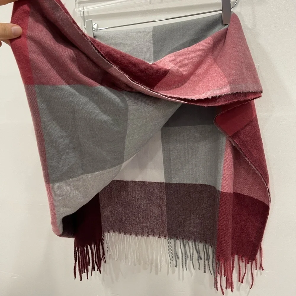 Lane Bryant Oversized Cozy Plaid Winter Fringe Blanket Scarf New Red Grey
